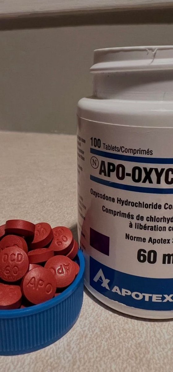 sippincody's tweet photo. Oxy 40mg
100 tabs
#drugtwt #drugs #coketwt #methtwt https://t.co/vEJa8HKC6k