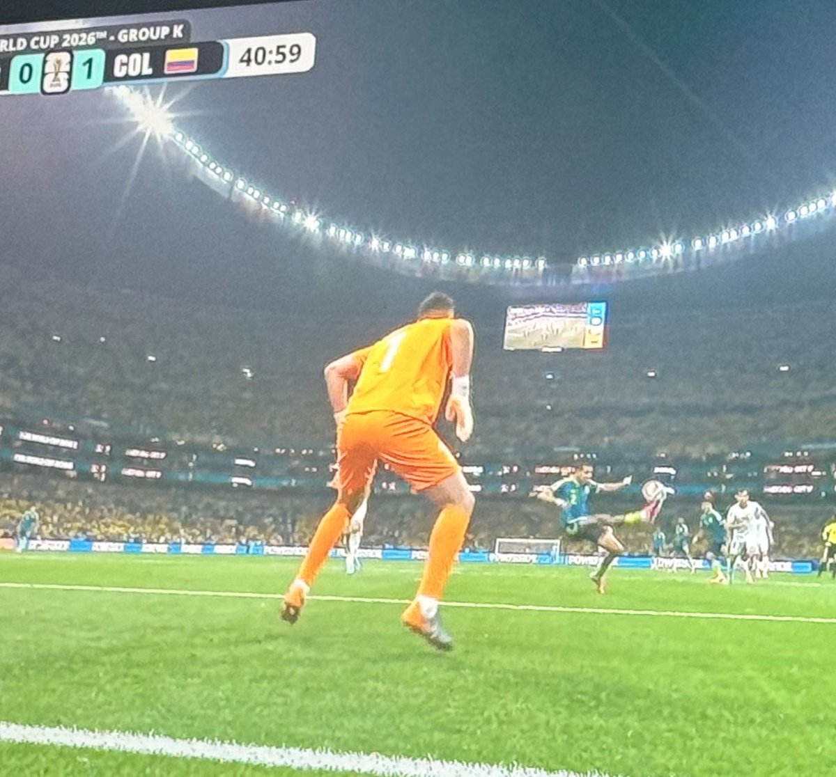 twillmnn's tweet photo. Daniel Munoz goal for Columbia was one of the best I have seen in the #2026FifaWorldCup. Perfect ad for #NikeJustDoIt… if he doesn’t get a sponsorship they are fools https://t.co/qqkbcttQP2