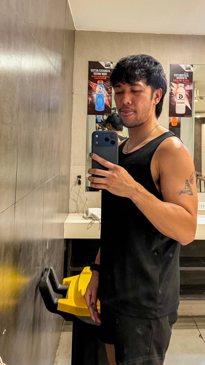 migzramirez's tweet photo. After shift workout 😮‍💨🥱 https://t.co/6Ji6UpNs7c