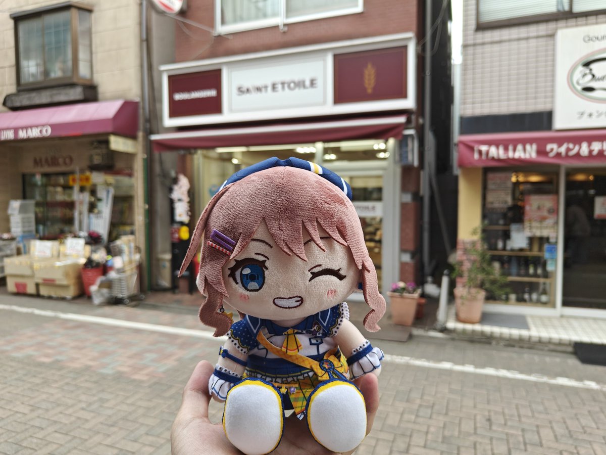 GumoKure's tweet photo. 山吹ベーカリーの元ネタ——サンエトワール地蔵通り店、7/4で閉店って聞いてショック……
サンエトワール地蔵通り店、今まで本当にありがとうございました。お店の皆さんがこれから穏やかに過ごせますように 🙏
#バンドリ #ポピパ #PoppinParty https://t.co/6f4dn2fkPd