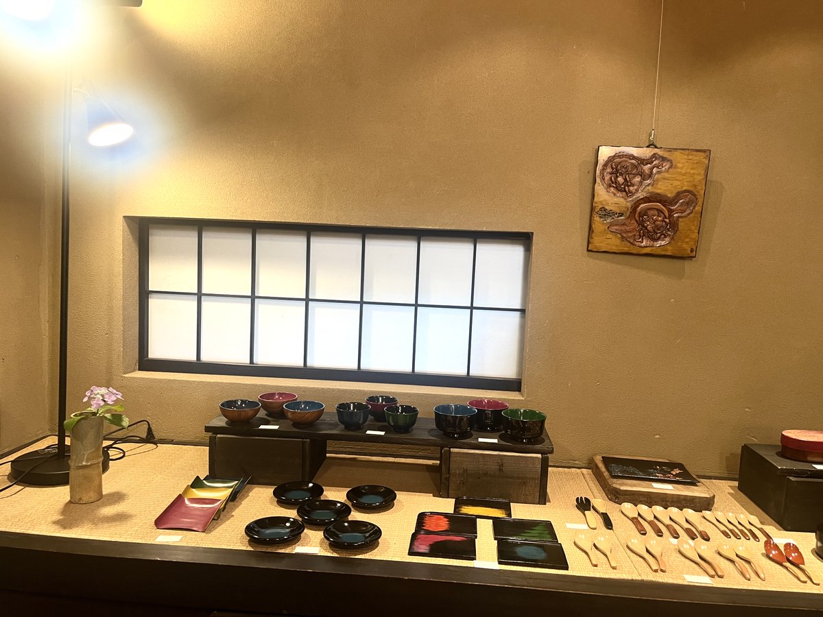 semimalc's tweet photo. 第2回 漆工房時蔵【彩りのある漆展】
今日から始まりました！
・会期:6/18(木)〜28(日) 11:00〜17:00
・参加作家:上村一渓、山田春義、福井みのり、時蔵工房
素晴らしい作品はもちろん、手に取りやすいも並んでいます。
是非ご覧下さい。
@北鎌倉ギャラリー月
https://t.co/Ggu0JtC33y https://t.co/3pLCBgANyf
