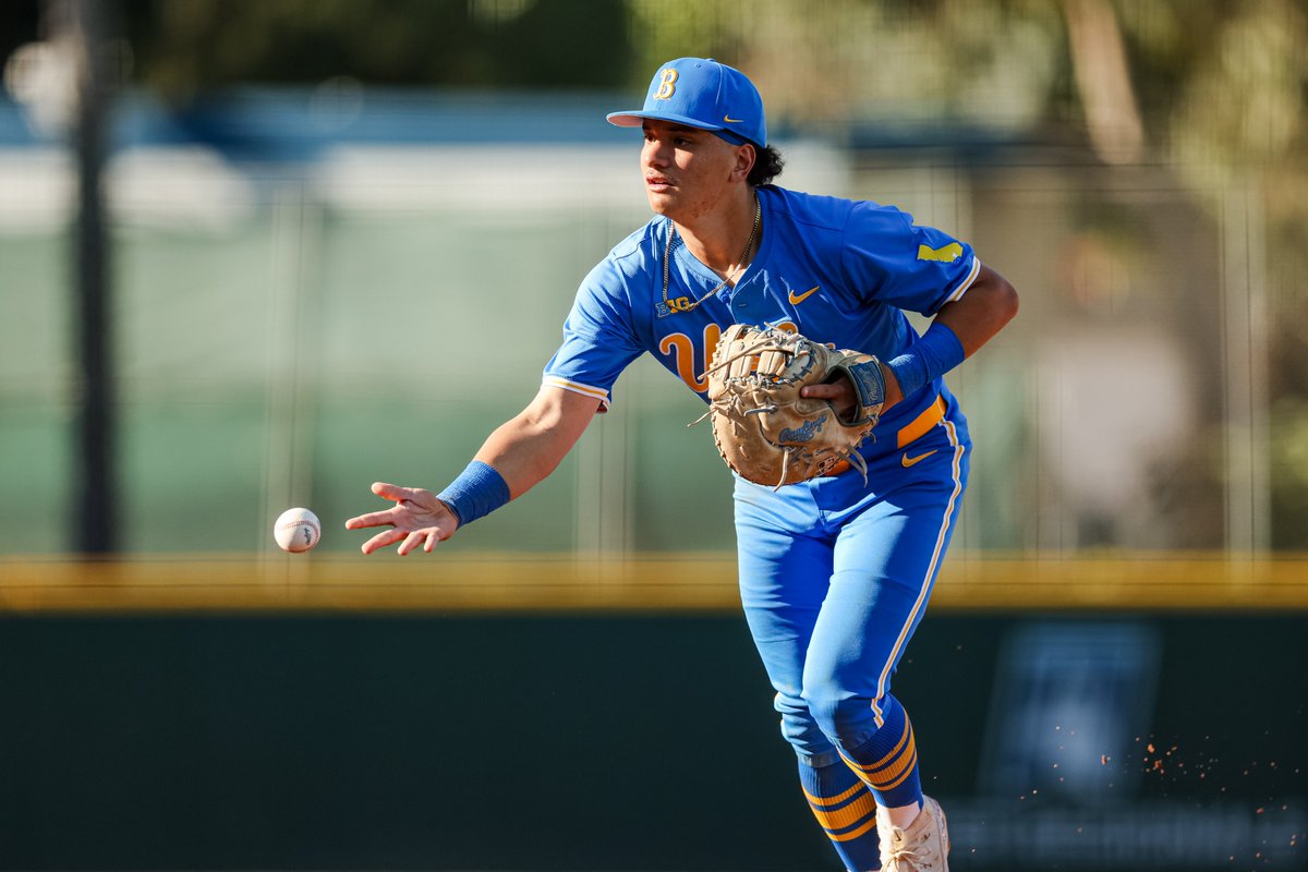 UCLABaseball's tweet photo. Mulivai Levu becomes the first Bruin to win multiple Gold Glove awards, and just the eighth player in college baseball history to accomplish the feat. The UCLA first baseman committed just three errors over the last two seasons (125 games)

📝: https://t.co/bFCBmPz7VX 

#GoBruins https://t.co/NSYQT6y7OT