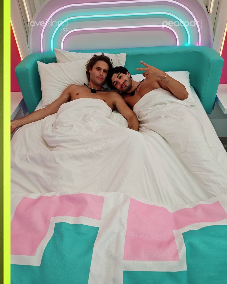 hiitsnyx's tweet photo. average cancer &amp; scorpio friendship mind you #loveislandusa https://t.co/iM44x3ev7h