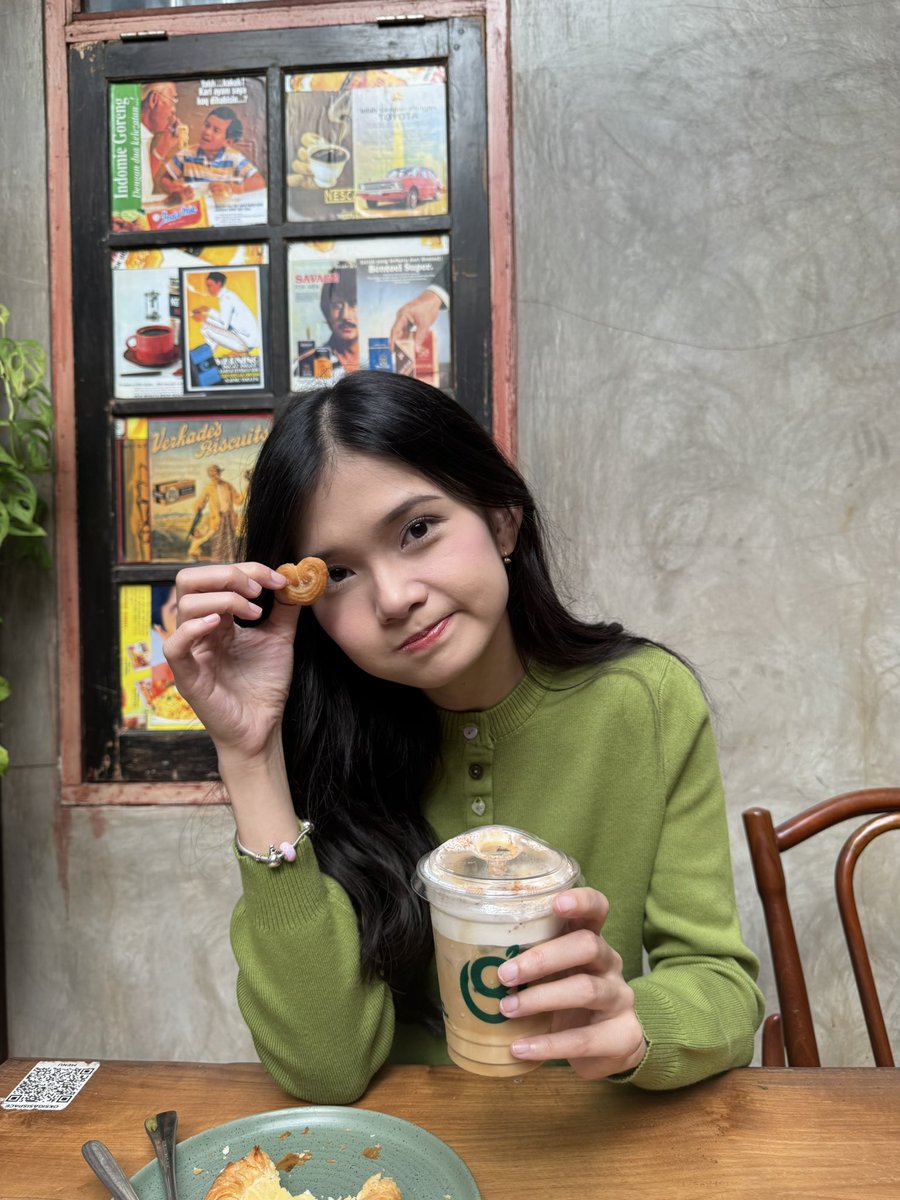 Indah Cahya tweet media