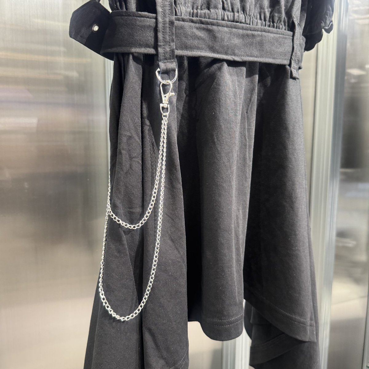 REFLEM NEW ARRIVAL ・クロスベルトZIPワンピ ・RF26-H09 ・BLK ・Free 