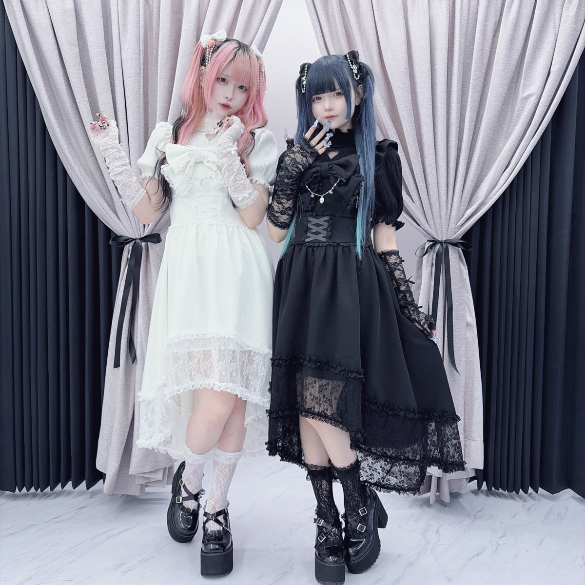 𝕔𝕠𝕞𝕚𝕟𝕘 𝕤𝕠𝕠𝕟🪞🤍 . 胸元のリボンと裾レースがポイントの