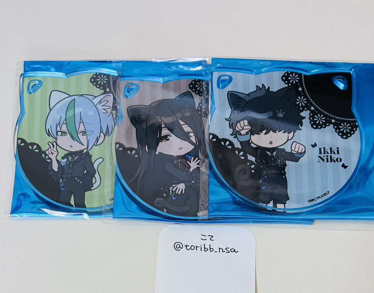 toribb_nsa's tweet photo. [交換 譲渡] ブルーロック ナンジャタウン ナンジャ アクリルコースター

譲→乙夜 蟻生 二子
求→700円+送料　/異種クリカ 凛.凪

郵送、または19日の舞台夕公演後のお手渡し可能
よろしくお願いいたします。 https://t.co/XsqCprriup