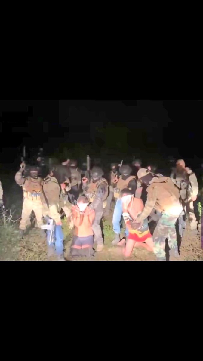 Jos47065896's tweet photo. @rosaicela_ @Claudiashein Muy honrados estarán los del crimen organizado.  !! https://t.co/ZNDvNbA0FF