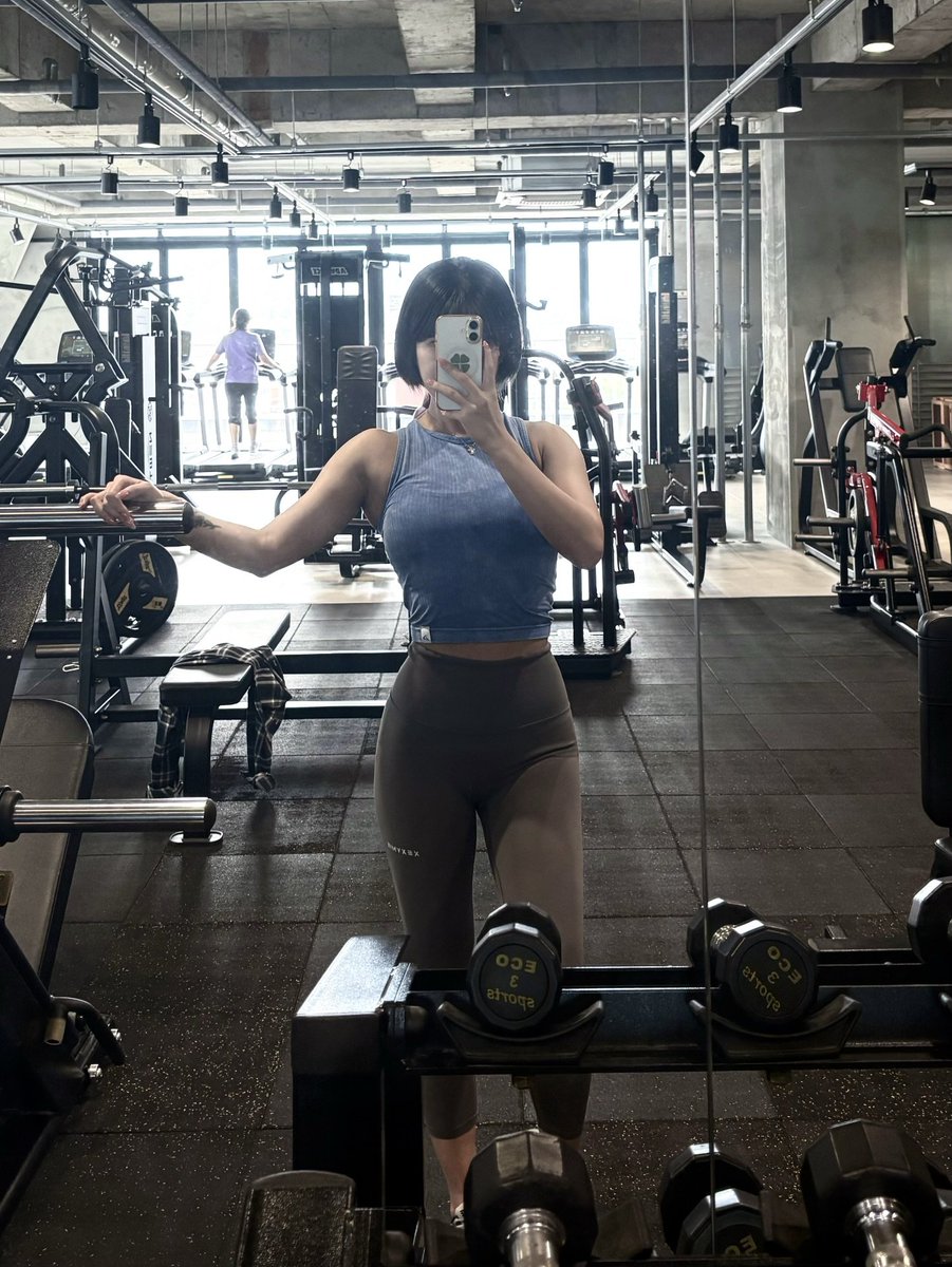 juyou08's tweet photo. 벌크업 중  
#오운완 #헬스 #운동 https://t.co/SiVJgWqhrC
