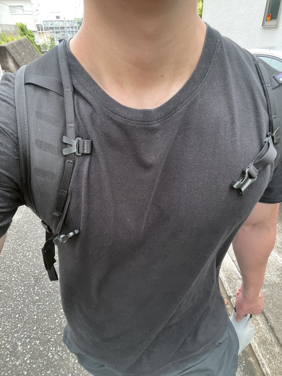 o____tm___'s tweet photo. 夜勤明け、肩トレおわり https://t.co/F3QZrECV3r