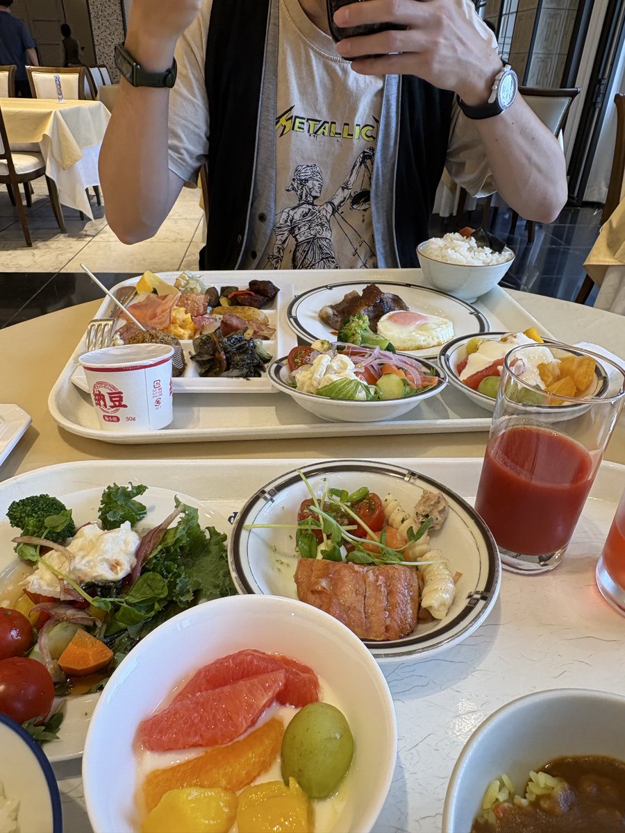 oliverunrun's tweet photo. ホテルの朝ごはん好き〜💕 https://t.co/xVz0BIXJU7