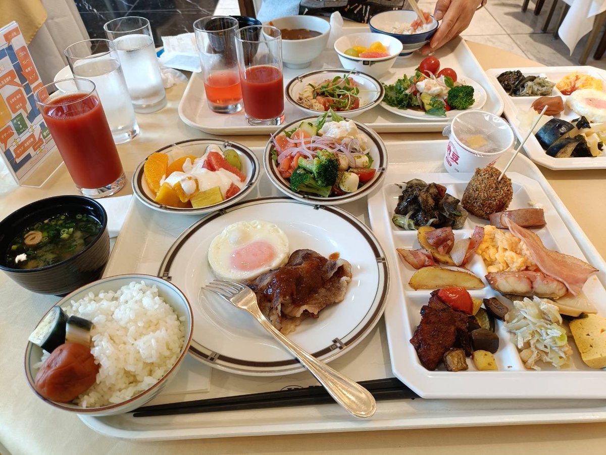 oliverunrun's tweet photo. ホテルの朝ごはん好き〜💕 https://t.co/xVz0BIXJU7