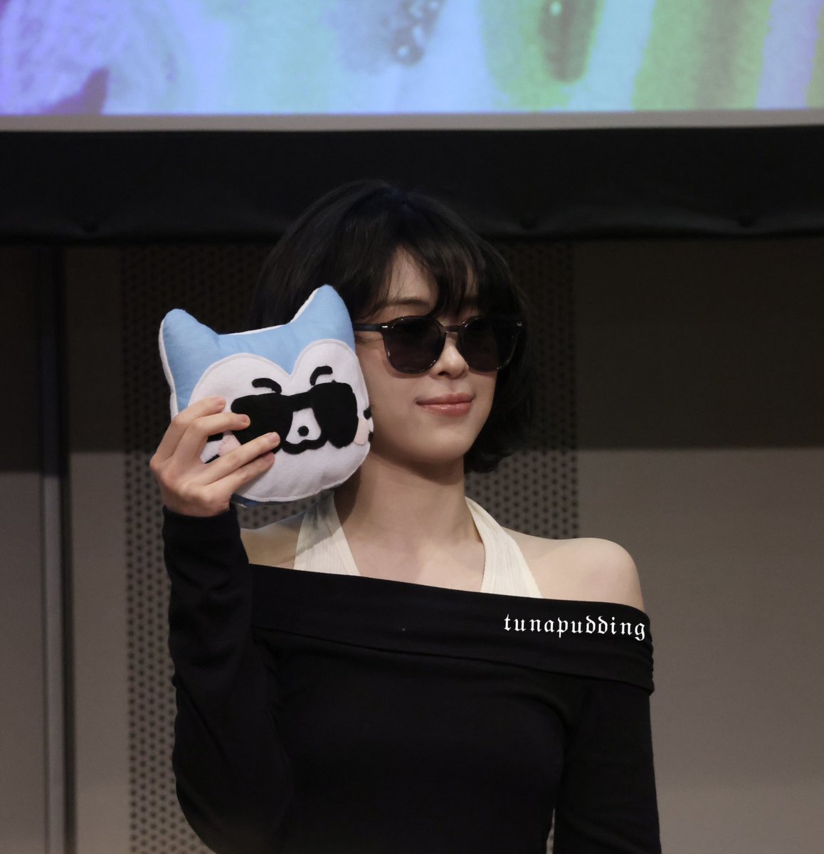 pikaryuandbyul's tweet photo. 🕶️🐱

#Ryujin #ITZY #류진 #リュジン https://t.co/btwuTki47s