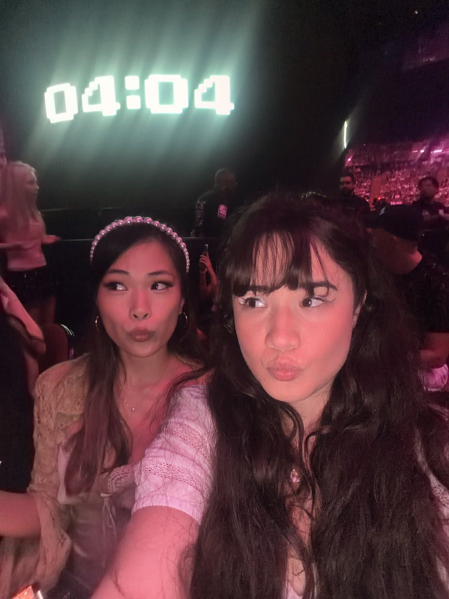 decodedsabrina's tweet photo. STAY IS OUR TRACK NUMBER #CLAIMED https://t.co/Uf84KGfUbe