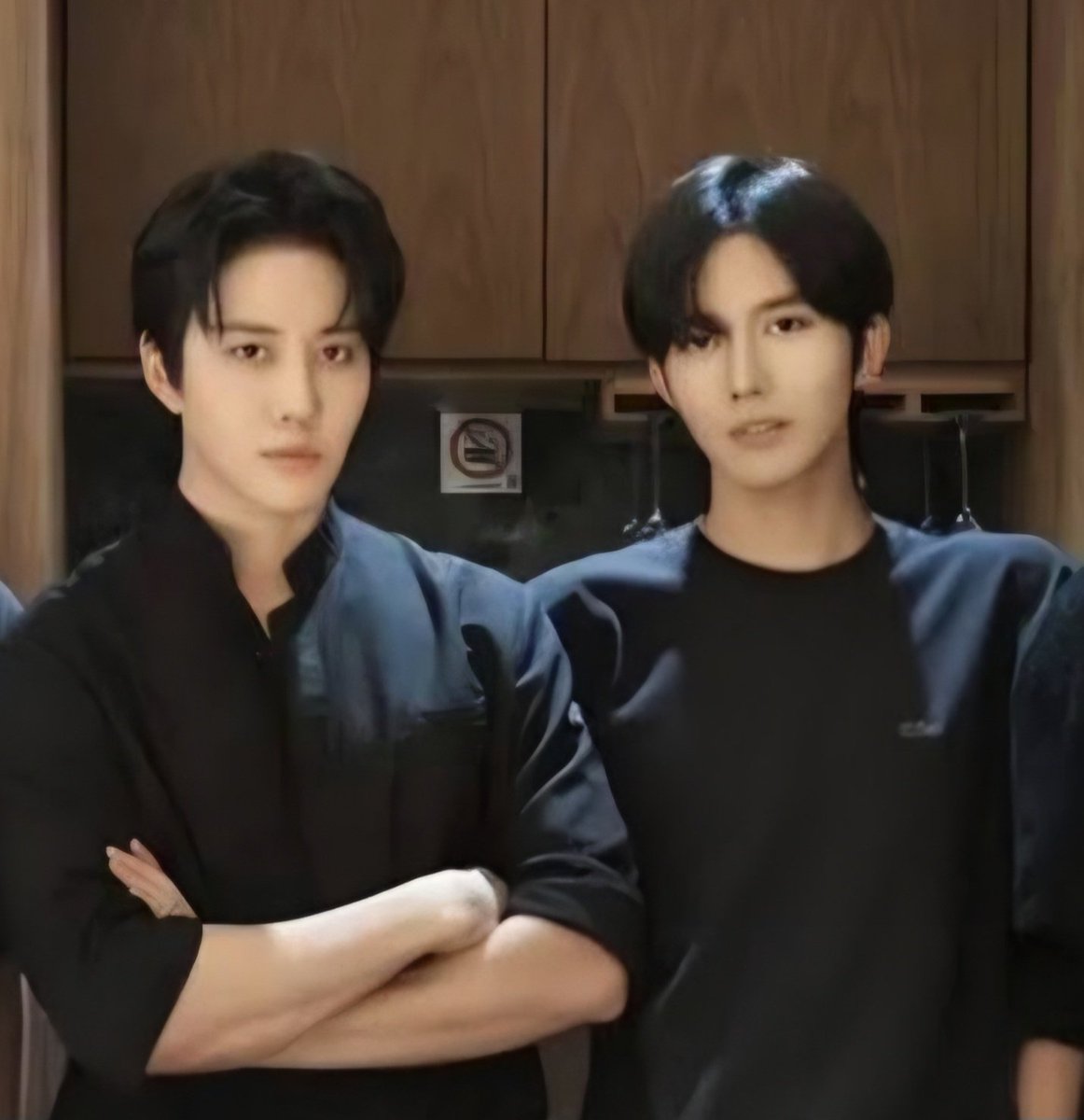 NemoHae's tweet photo. เฟรมพระเจ้าป่ะ ค่ตจะหล่อ

ขอบคุณ SS ที่ทำให้พ้มลบ รูป นจ ออกไปได้ 

#Desire4 https://t.co/nIp5siNjD6