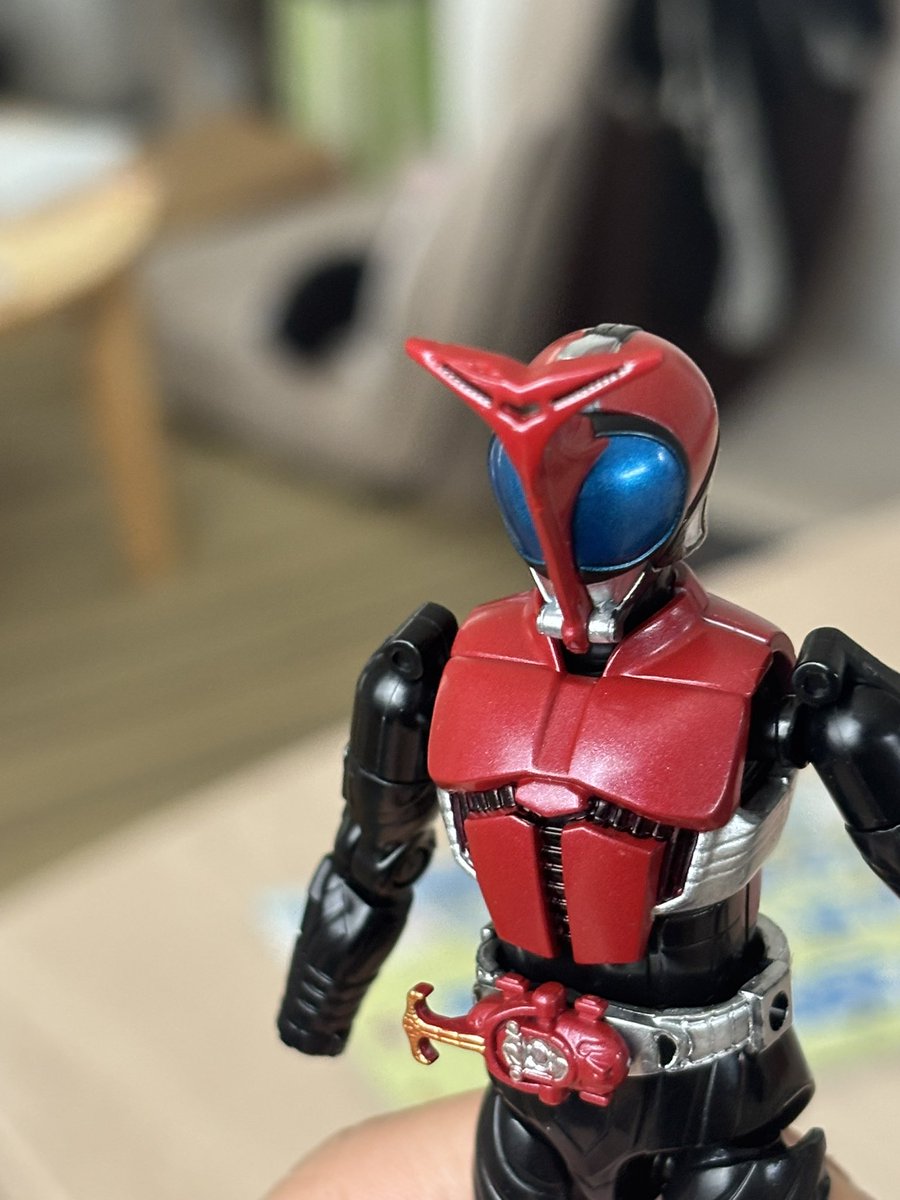 aqjimo_i's tweet photo. お次は装動仮面ライダーカブト。
シールを剥がして塗装へキャストオフ
#みんの塗装日和

↑あまりに空いてる時間いろんなものやってるので自分で見返したら面白いかなぁでつけてますわ。 https://t.co/MD3Ulzabqa