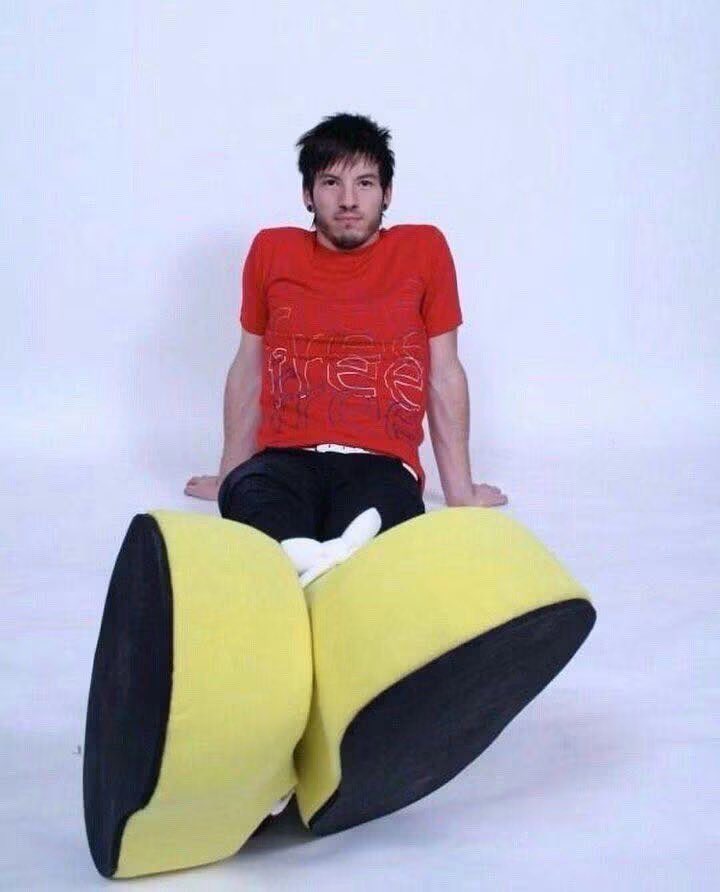 T0PNEWWS's tweet photo. Un día como hoy, hace 38 AÑOS, nació Joshua William Dun https://t.co/PU1AlNxuCX
