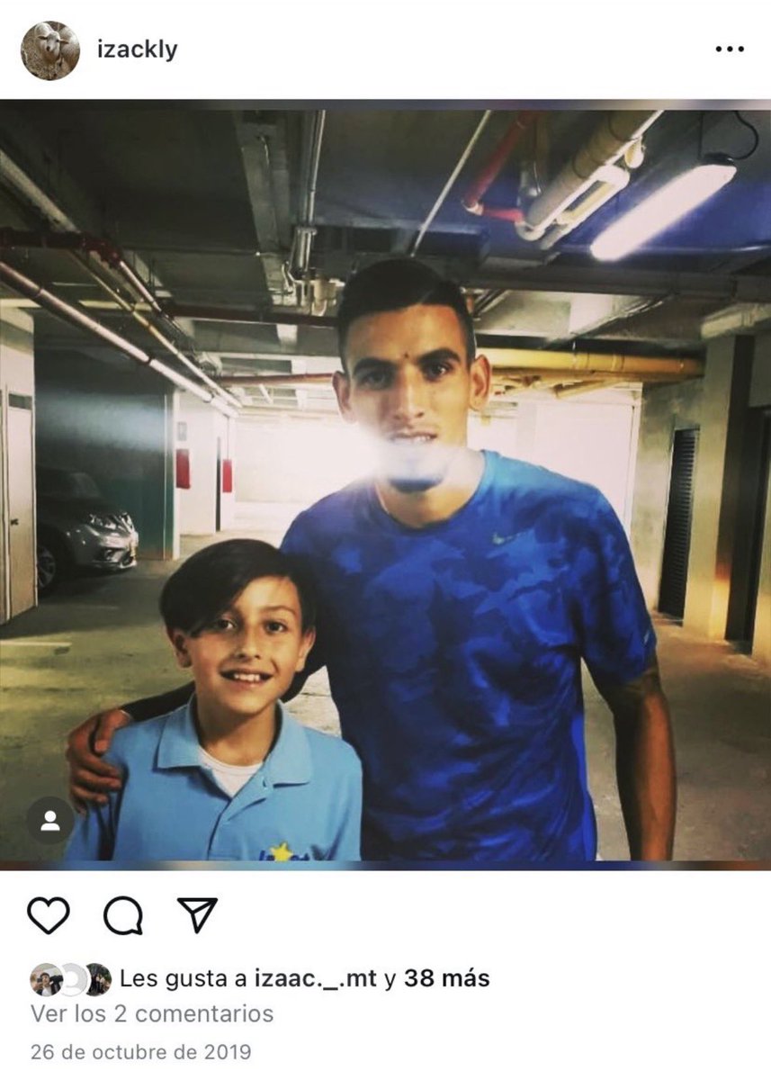 izaackly's tweet photo. Viva Daniel Muñoz again https://t.co/YPsHFjgXw5