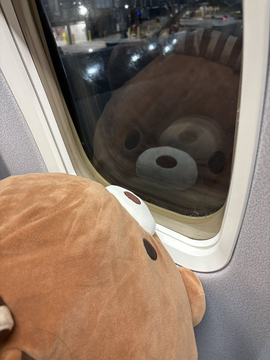 HiraWraithVT's tweet photo. Family trip to the motherland https://t.co/vTyA6U0ijF