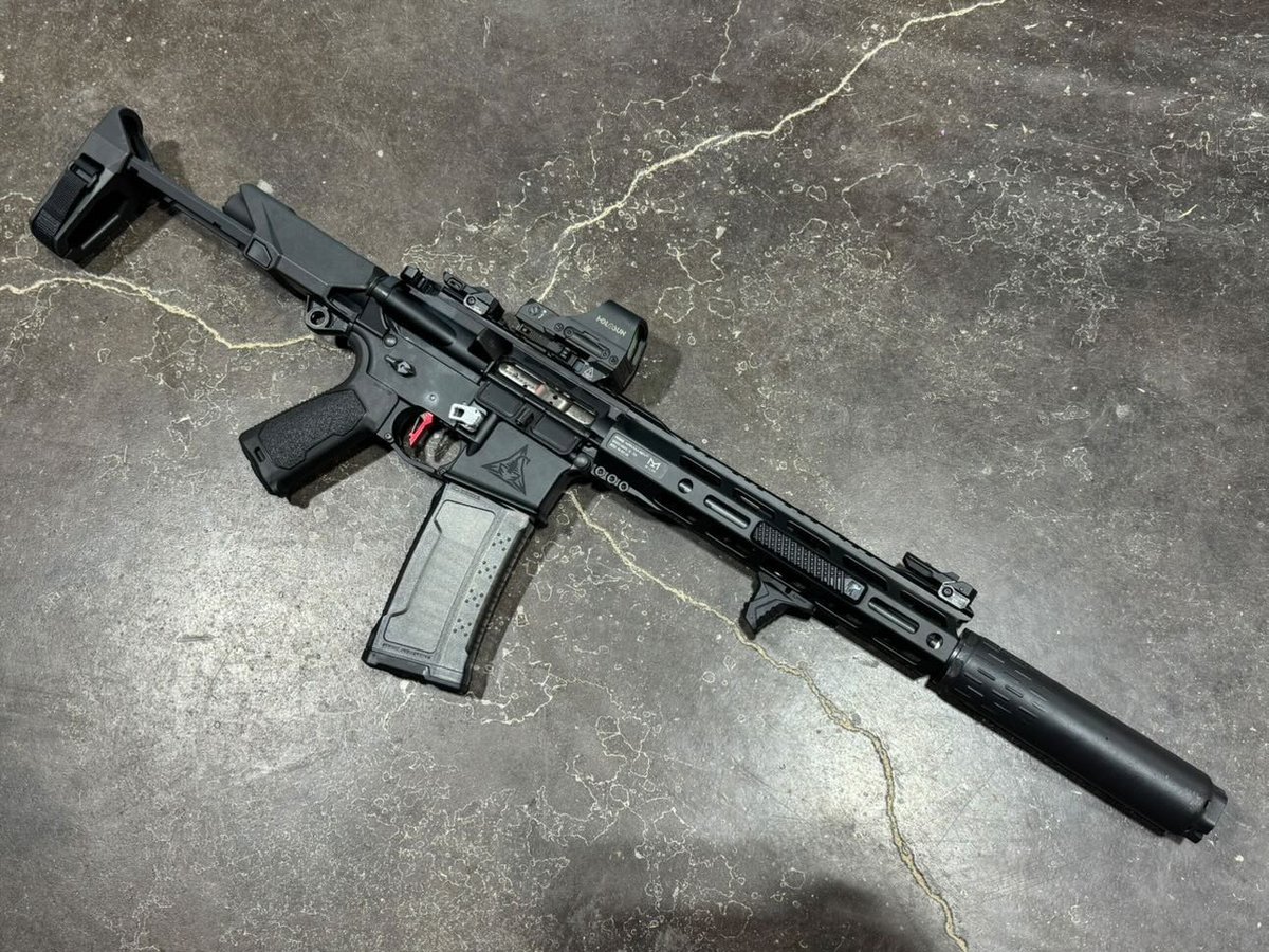 RiseArmament's tweet photo. Drop a 🇺🇸 for this build rocking the Rev 535 Slide-and-Snap trigger. It's tough! 

📸: Barrett's Outdoors https://t.co/l2HueTX2h2