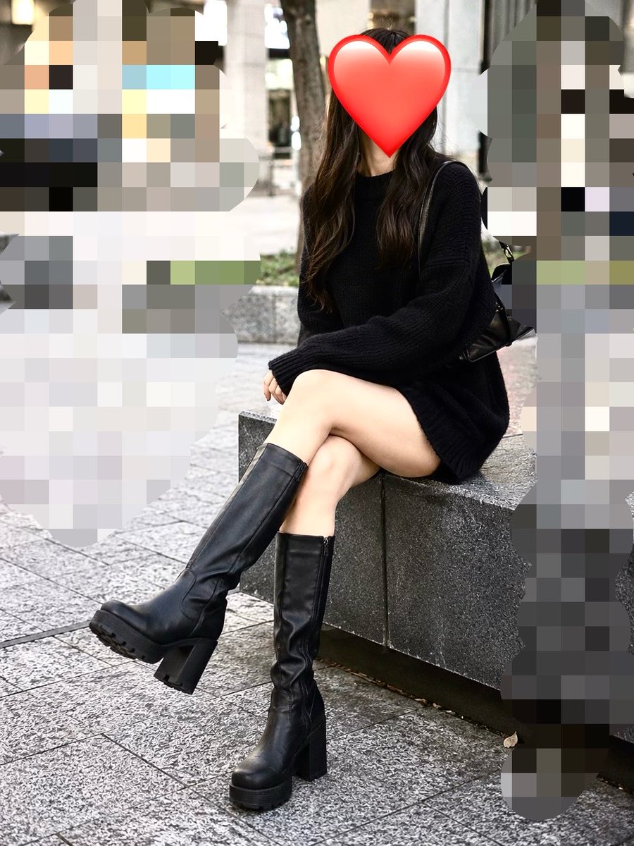 09090mmm's tweet photo. こちら販売可能です！

ブーツ　7000円
ヒール    5250円

ストッキング、靴下などおつけの場合はプラス1000円ほど��ただきます。
Yフリマのみ
#靴売ります　#ブーツ売ります　#売り子
#足フェチ　#ブーツ　#ロングブーツ https://t.co/GKlxpBYbuM