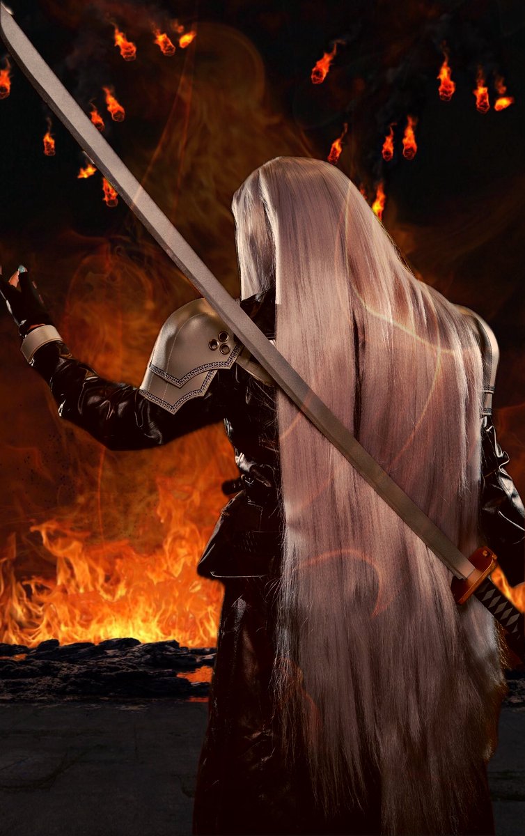 TheShantorian's tweet photo. #sephiroth #cosplay #ff7 https://t.co/3N267S28nz