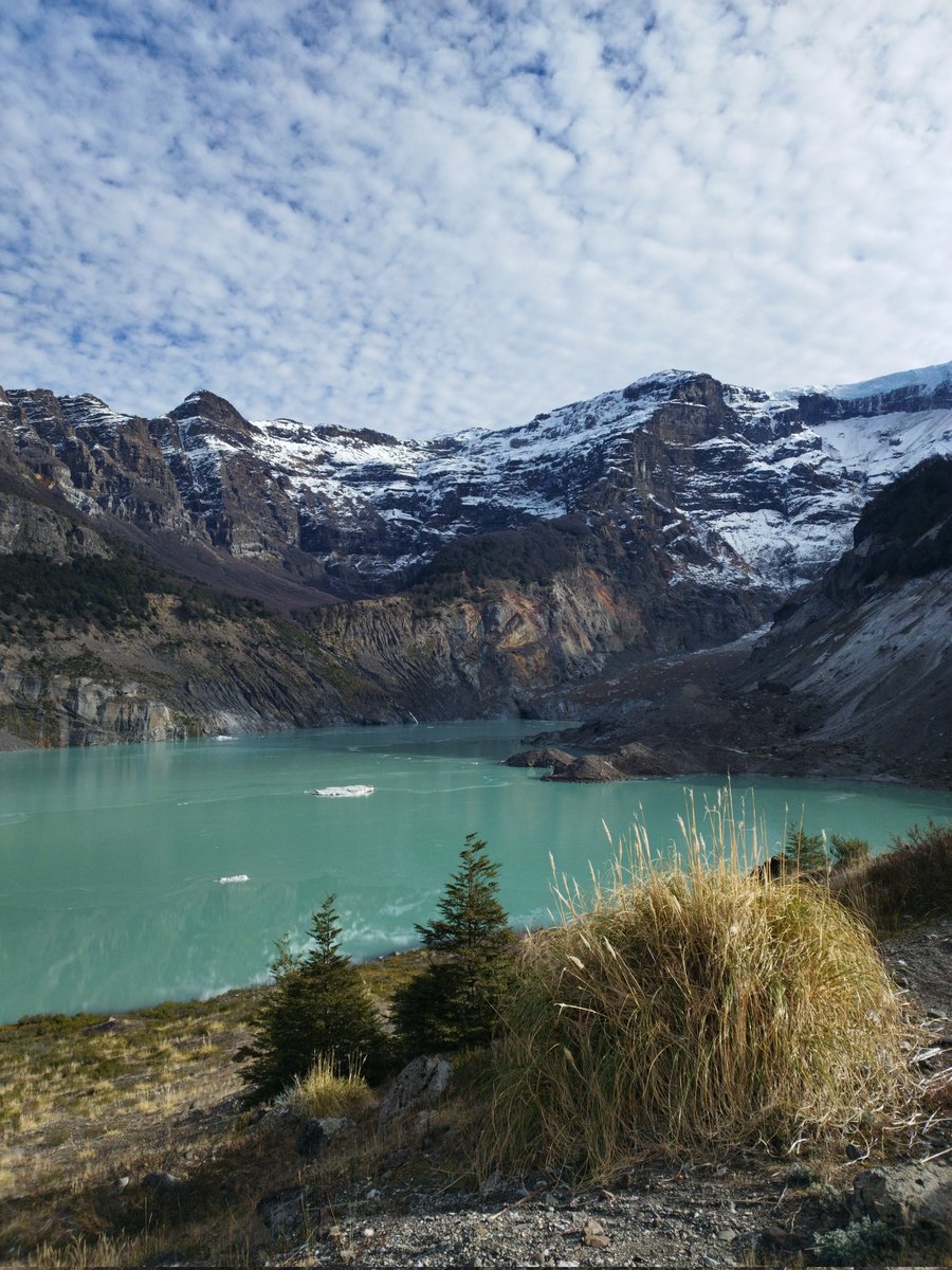 MarioFloripaSC's tweet photo. Glaciar Negro/ Tronador https://t.co/yUaS5Z4a1F