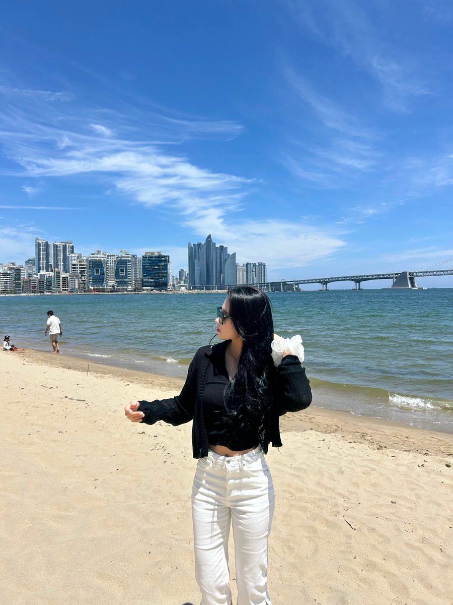 mslim58's tweet photo. 저번주 모음 zip  
#일상 #ootd #몸매 https://t.co/4Y9lXYcNDc