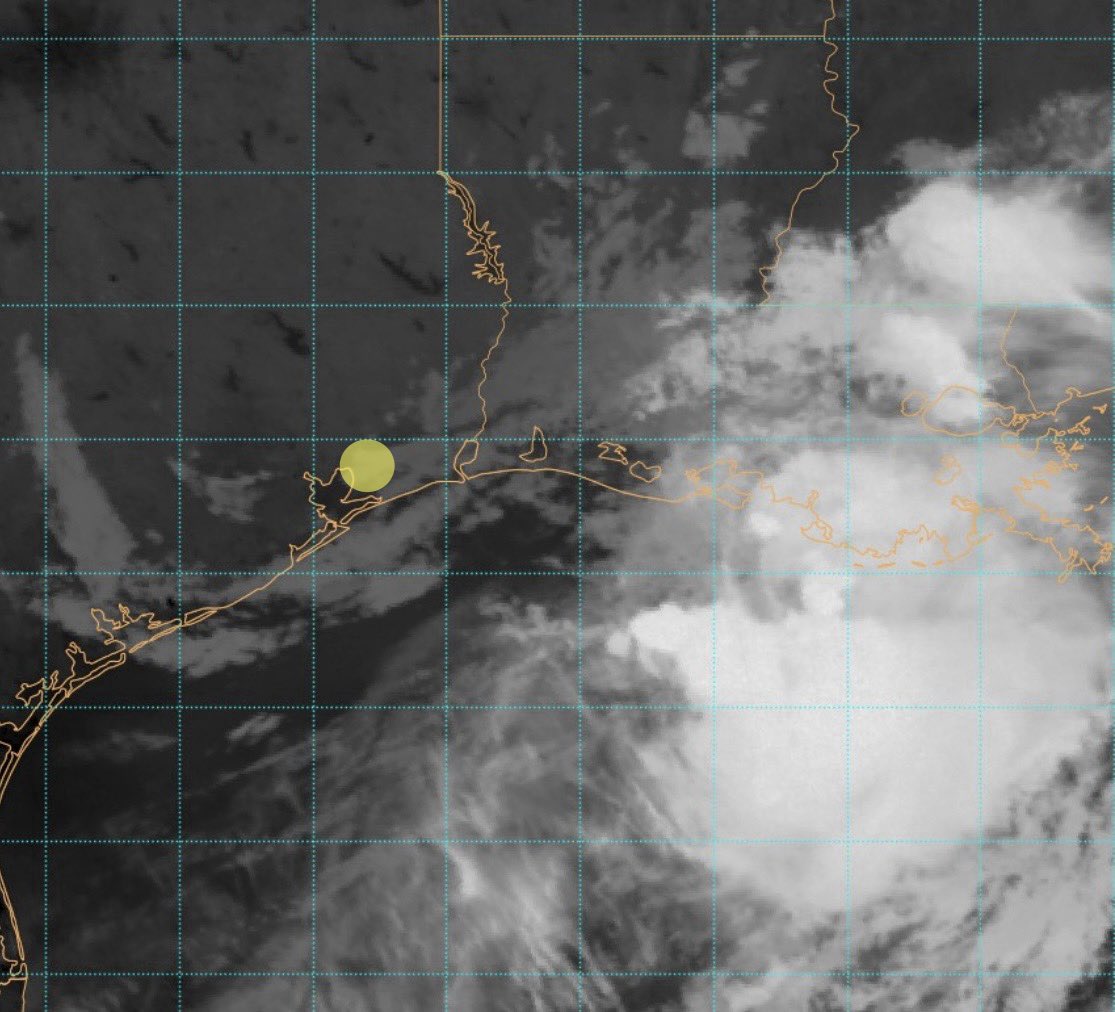 TexasTropics's tweet photo. #Arthur has been downgraded to a post tropical low. Arthur is the first 1st storm of the season to make Texas landfall since Allison whose 25th anniversary was recognized 12 days ago. #TXwx #Tropics #Tropicalwx https://t.co/qeseB50QzL