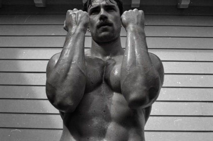 CastilloLe58494's tweet photo. 8 REGLAS SOBRE LA TESTOSTERONA:}
1. No eyacular durante 9 días aumenta la testosterona en un 50% https://t.co/gep23HMlOn