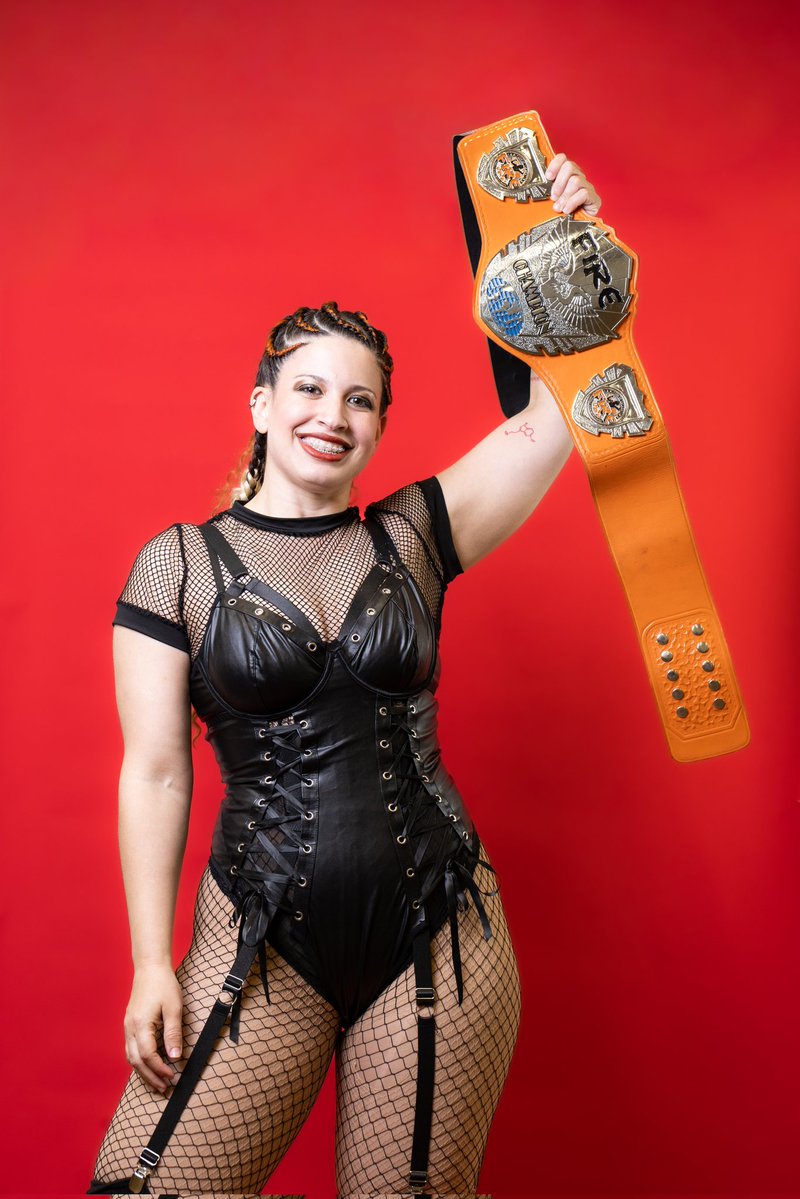 rizosysarcasmos's tweet photo. Your reigning, defending ACW FIRE Women's Champion. ♡ https://t.co/ODqwhIbjlW