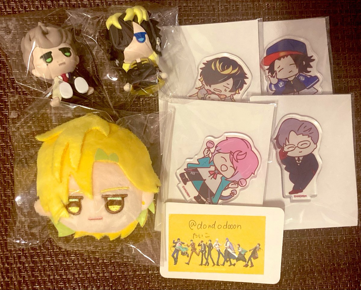 dondodooon's tweet photo. 【交換/譲渡】ヒプノシスマイク ヒプマイ 100均 ダイソー JITOT ちょこラバ B フェイスぬいぐるみキーホルダー アクリルスタンド

譲→
①ラバーフィギュア 獄、十四
②ぬい 一二三
③アクスタ 十四、二郎、乱数、銃兎

求→同種独歩もしくは定価

譲渡は都内手渡しのみ
お気軽にお声掛けください。 https://t.co/rpT2kxabym
