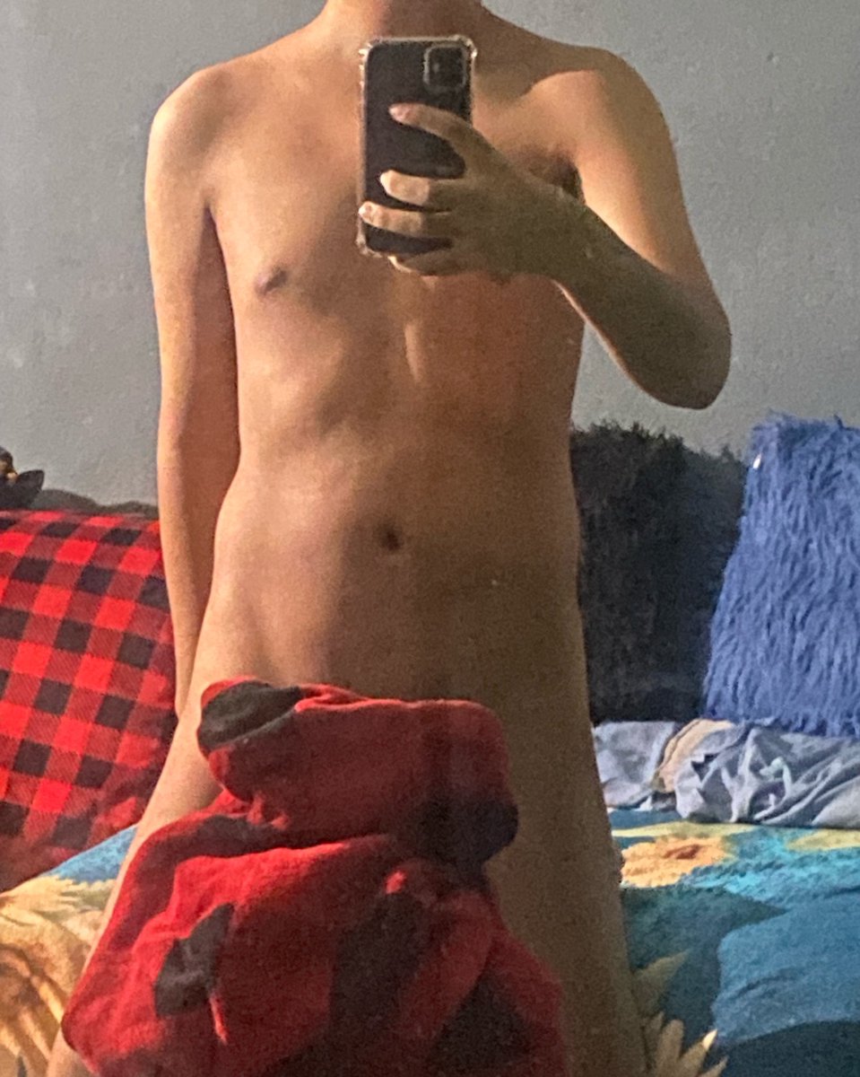 Strangeeeik's tweet photo. Me gustaron esas fotos 🤔 https://t.co/D7NVlL2XYr