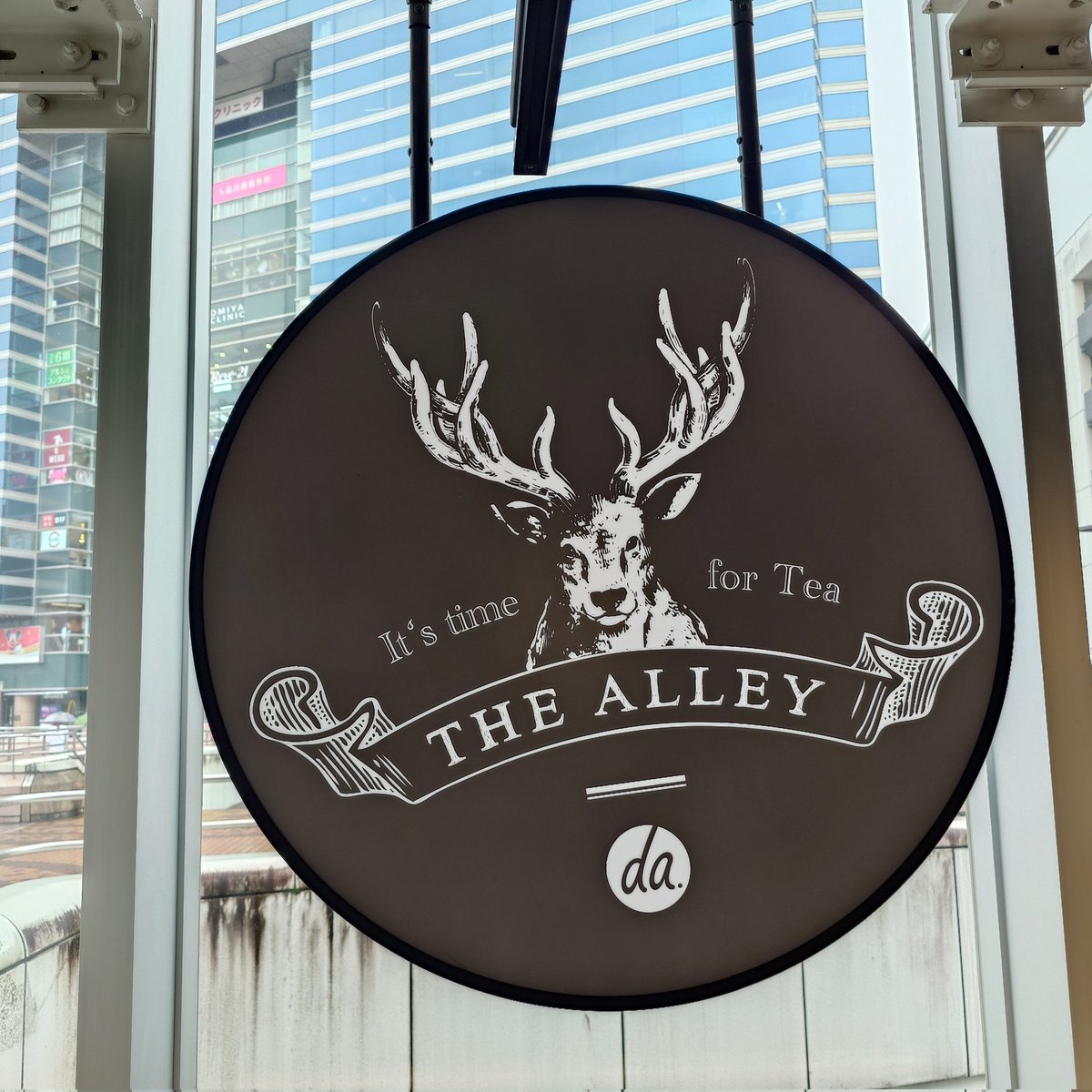 etoile_urawa's tweet photo. ちょっと時間空いたので #thearray で #黒糖タピオカ抹茶ラテ ❣️⁡と #台湾カステラ ⁡
⁡初めて入ったけど、めちゃくちゃ美味いな、このタピオカミルクティー💕︎︎⁡
⁡台湾カステラも美味い😋⁡
⁡他のも飲んでみたくなった😄⁡
⁡ご馳走様〜＼(^o^)／
四つ葉のクローバーピクミンGET✊💖 https://t.co/zj8DjZeM4x