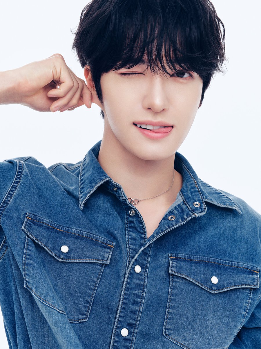 _siyoungtokki_'s tweet photo. 本当にどうして シヨンあなたは そんなことするんですか？
半年って恐ろしいねェ……… https://t.co/0hldqGqUC6