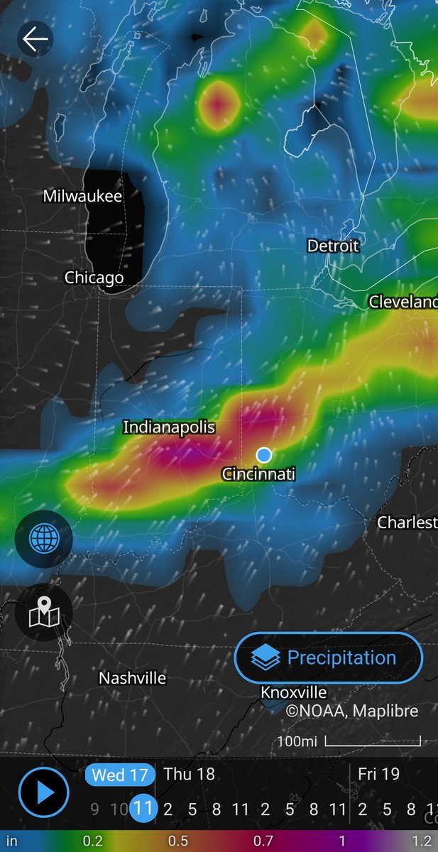 Jenben66's tweet photo. @Cincywxman it seems like the most severe cells are moving slightly southward as they come east, but it's a southerly wind.  That's not normal,  is it? https://t.co/wlgQcMTeZv