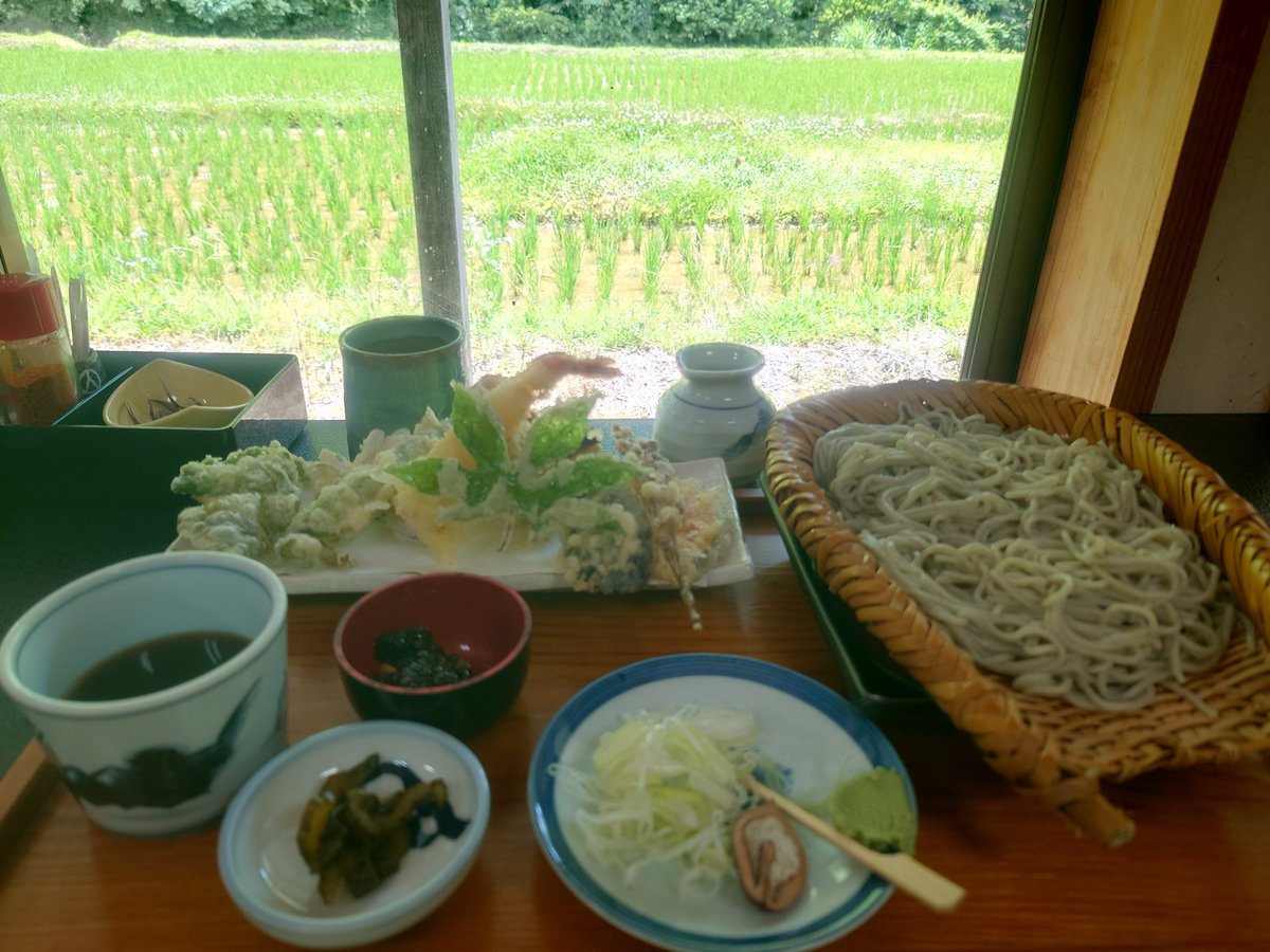 JJ_understeer's tweet photo. 田園とそば https://t.co/5hfT3RBOFJ