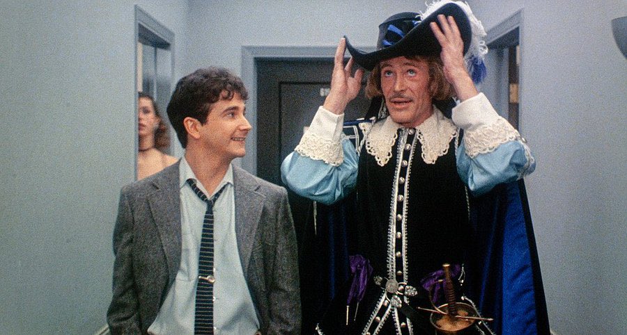 DrPopCultureUSA's tweet photo. June 17, 1954: Actor Mark Linn-Baker (Perfect Strangers) is born in St. Louis, Missouri. https://t.co/D8qqO1clf7