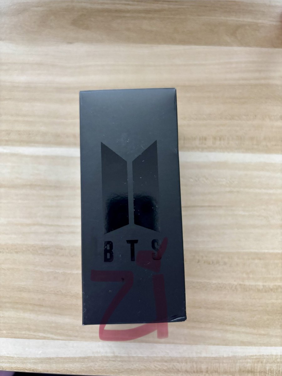 zi⁷ is seeing bts 🇰🇷🇸🇬🇵🇭 tweet media