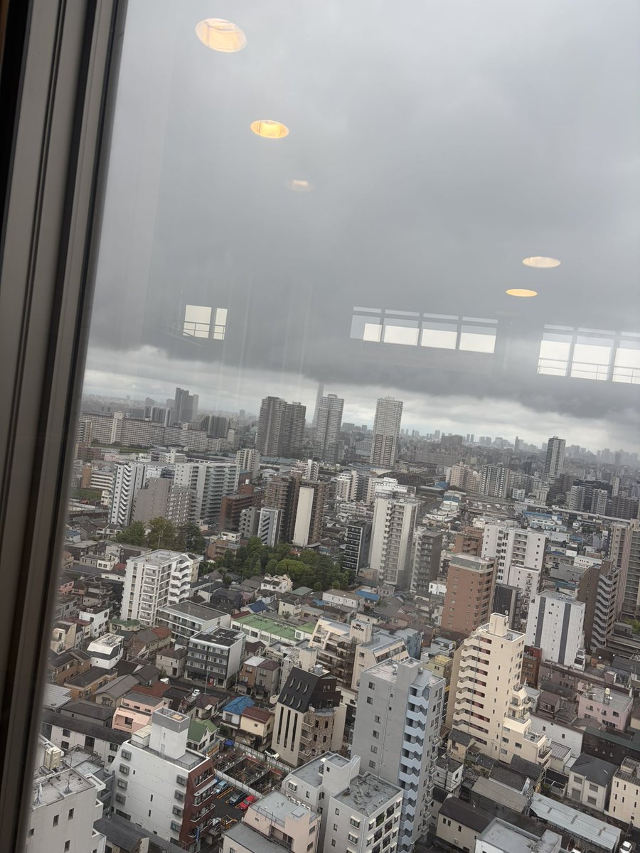 Carpedi66684584's tweet photo. 本日は足立区荒川区合同開催のマイタウン就職面接会に参加しております！

事務所のある東京芸術センターの最上階(天空劇場)での開催です✨️

天気が悪いですが沢山の来場をお待ちしております☺️ https://t.co/vK80iNgoPR