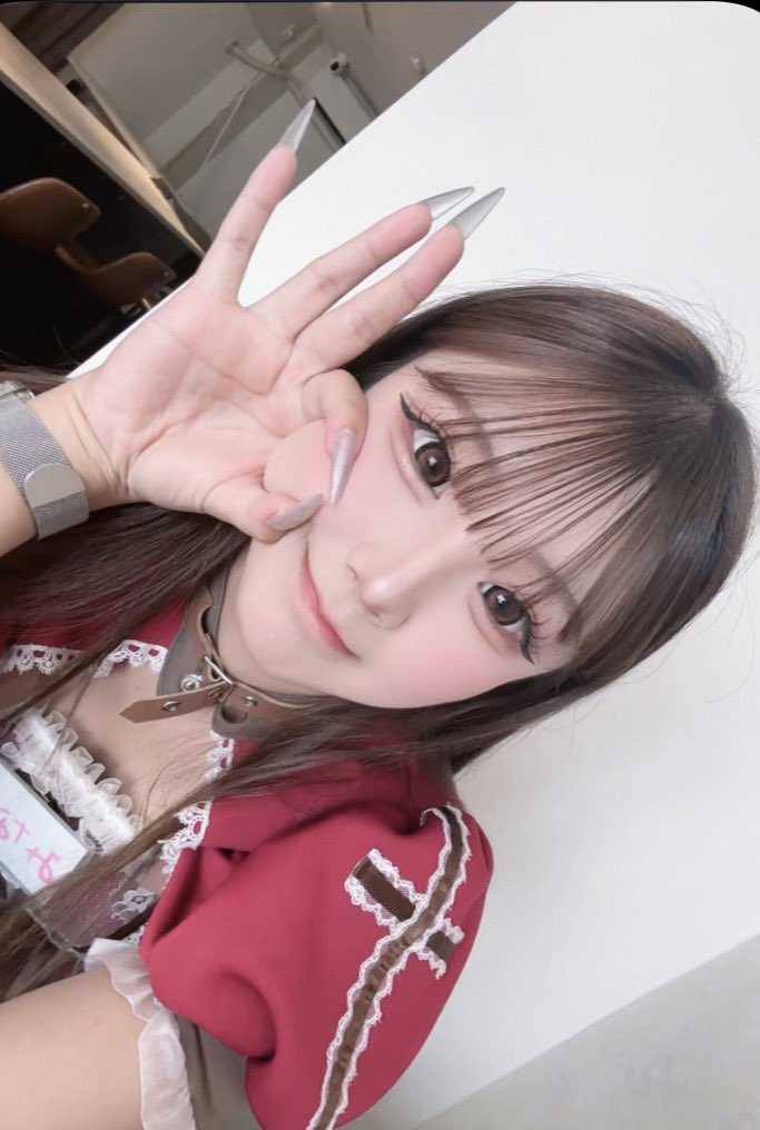 mimigrm__'s tweet photo. 出勤してます^_^
体調悪くて声めっちゃ変だけど15時までなので来てくださーい😘
#コンカフェ営業ください #日本橋コンカフェ #自撮り界隈
 #オタロコンカフェ #大阪コンカフェ #予定ください https://t.co/mx2S8iJCZ3