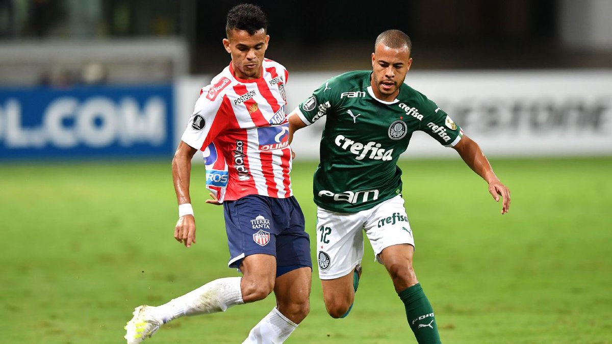 rickcovilfut's tweet photo. Bom esse tal de Luís Diaz, hein??

Me lembra o dia em que ele foi dormir no bolso do Mayke em uma noite de Libertadores 😅 https://t.co/XfObH2bYt4