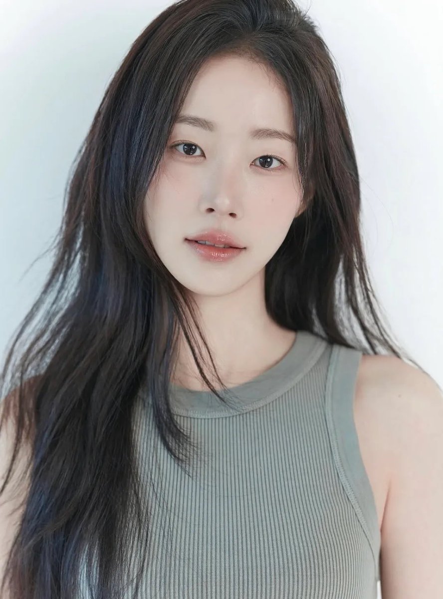 koS2luv's tweet photo. 무빙2 캐스팅 라인업 눈부시다
여자가 왜이리 밝아🥹

고윤정 노윤서 
최윤지 채원빈 https://t.co/JJtQ62OBtS