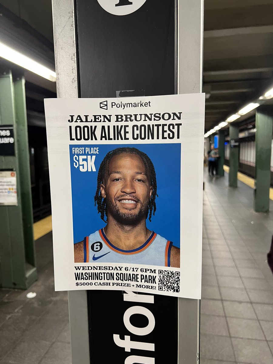 JLong583's tweet photo. So funny on the subway this morning. https://t.co/VLdKovd0QB