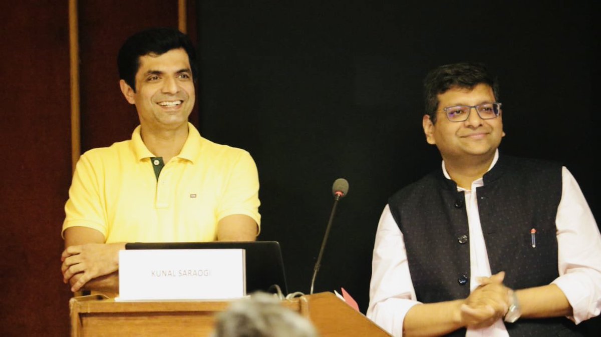 iamrakeshbansal's tweet photo. Throwback Thursday ❤️
Missing your sharp insights and positive energy on @zeebusiness, @kunalsaraogi!
You’ve always been special to me. Hope to see you back on screen soon! https://t.co/Ng3Sfo2goe