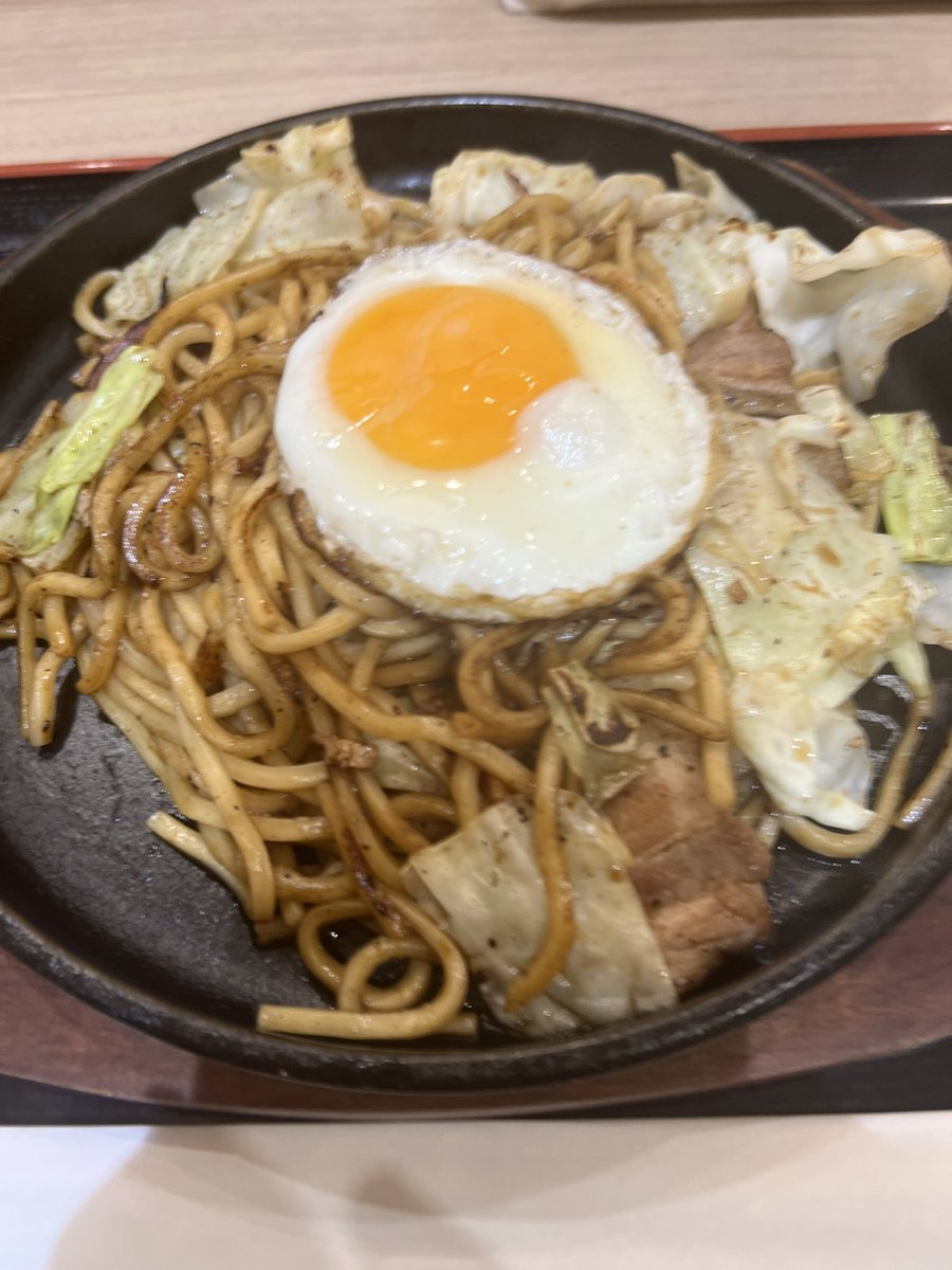 mt07_yoshi's tweet photo. 映画観終わり昼食に焼きそば😊美味しかった⤴️ https://t.co/RUAahG4Map