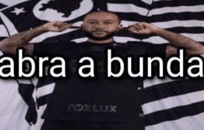 EricKCau403's tweet photo. @chxrrywxvz e memphis. não fez gol mas é do todo poderoso https://t.co/9NpLNqzWzl