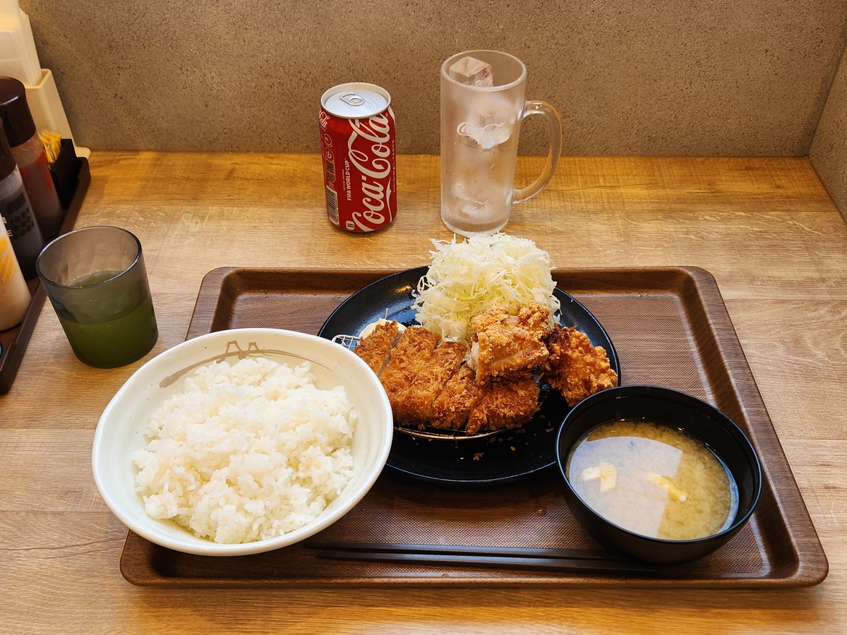 STARBLUE_AB's tweet photo. 松のやで昼飯！
コーラ初めて頼んだ！ https://t.co/qXcr6gHYZy