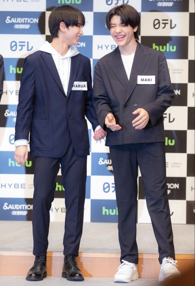yukeiakari's tweet photo. he used to be the same size as rua🥺😞 https://t.co/ebw7hX1mQE