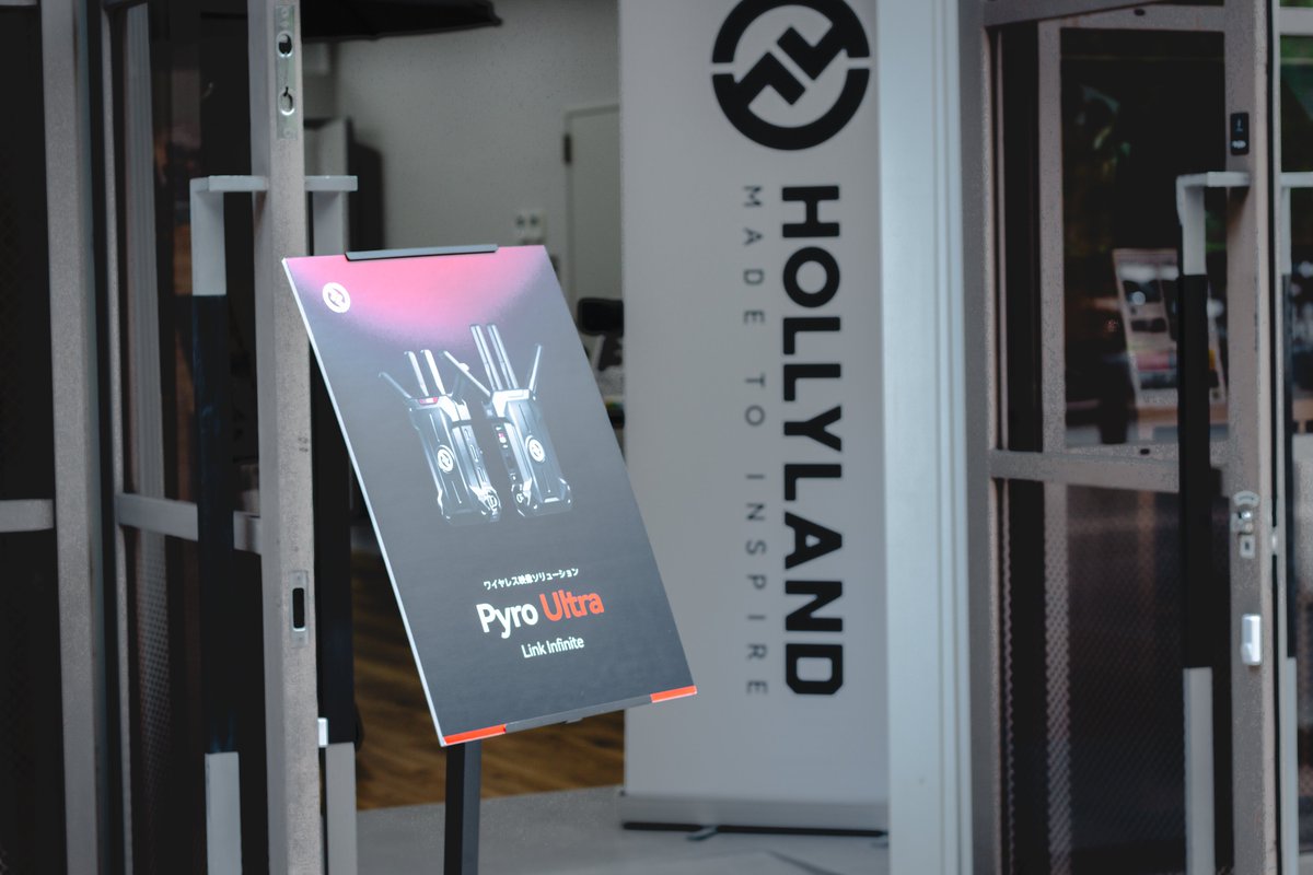 jstudio_jbs's tweet photo. 【本日開催】Hollyland Pyro Ultra タッチ＆トライ
当日参加も可能！
Hollyland本国スタッフへ製品に関するご質問や導入・運用について直接ご相談いただけます。
さらに、新製品もいち早く展示しております。
皆様のご来場をお待ちしております。
●イベント詳細・来場予約
https://t.co/GDVVELlXgY https://t.co/6USzfbx2T9
